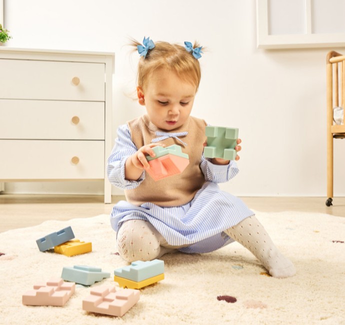 Puha érzékelő kockák Miniland - építőtorony